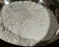 Step <p><span style="font-weight: normal;">Pulverizar azúcar: vierta en el vaso bien seco el azúcar y programe </span>10 seg/ vel 5-10 progresivamente<span style="font-weight: normal;">. Reserve el azúcar un cuenco pequeño.</span></p> illustration