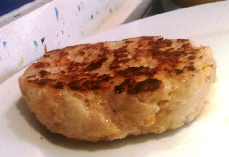 Hamburguesas de pollo,magro y zanahorias con pan de leche y cebolla caramelizada con Thermomix® 